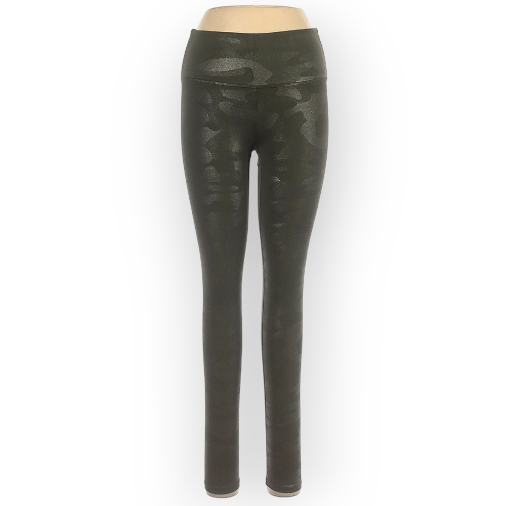 NOLA Size Medium Black And Grey Shimmery Camo Leggings